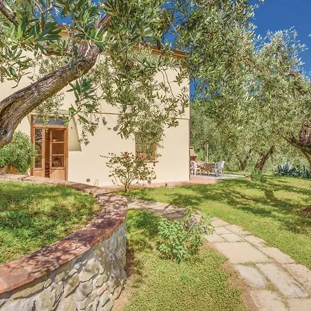 Casina Piscina Lamporecchio