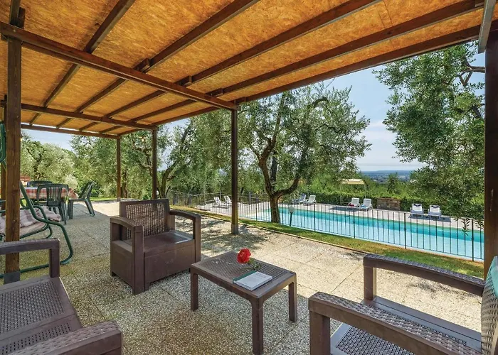 Апартаменты Casina Piscina Лампореккьо